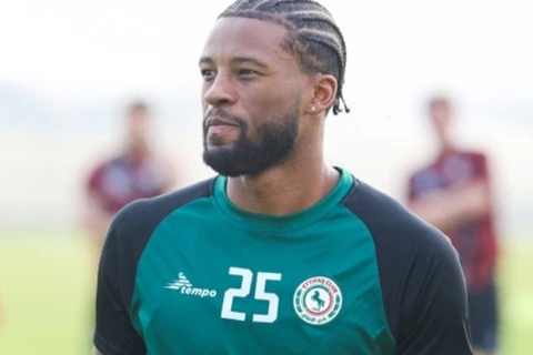 موناكو يتحرك.. هل يعود فينالدوم إلى الدوريات الأوروبية؟